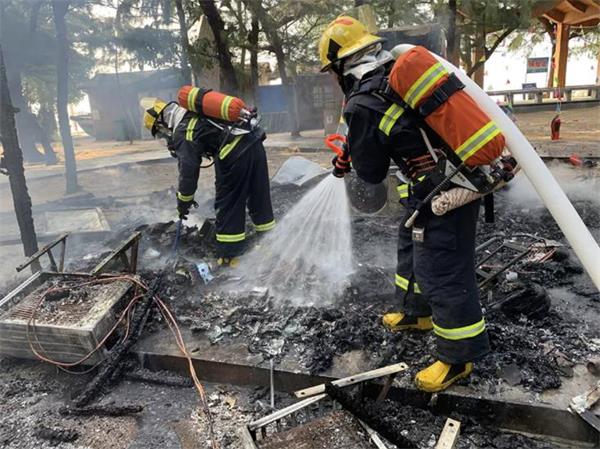 尊龙凯时电缆快讯：私拉电线酿火灾，拘10日，罚20000！