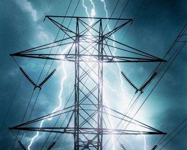 尊龙凯时电缆分享要闻：雨天电线短路，小羊险成“烤全羊”