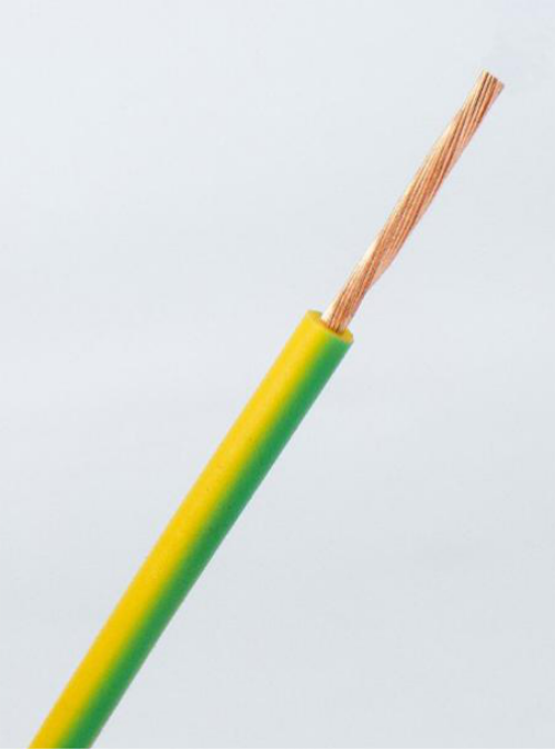 电热水器接上这根电线了，危险时可以救你一命